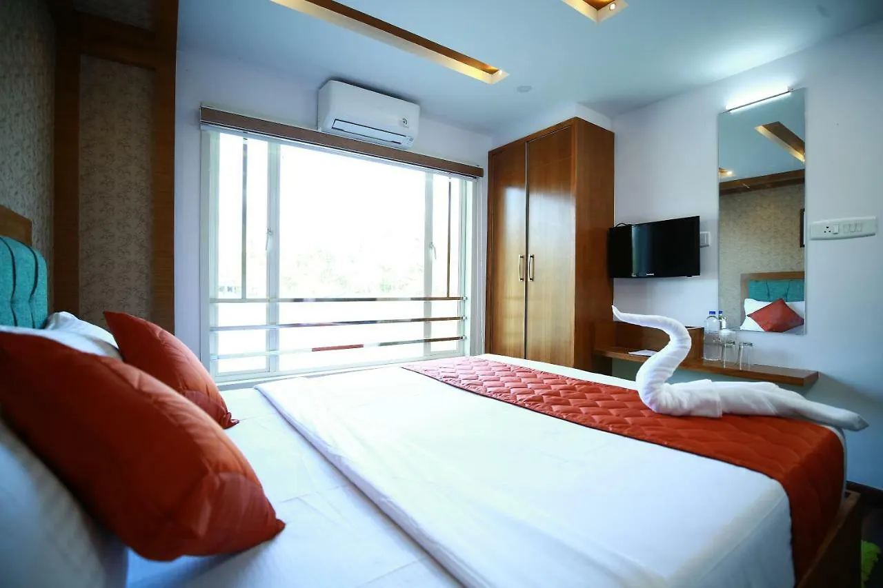 ***** 船上ホテル ホテルCasino Houseboats Alappuzha インド